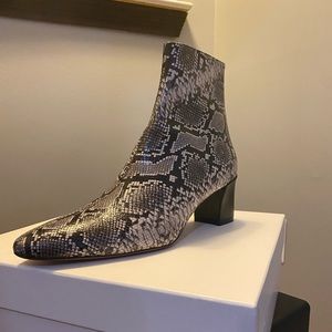 Beautiful booties, never been worn